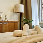 דירה 4br In Centre W Quiet Windows & Stockmann 50m