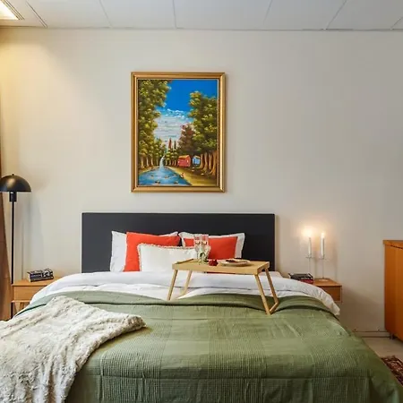4br In Centre W Quiet Windows & Stockmann 50m Apartmán *