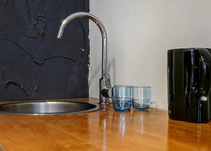 4br In Centre W Quiet Windows & Stockmann 50m *