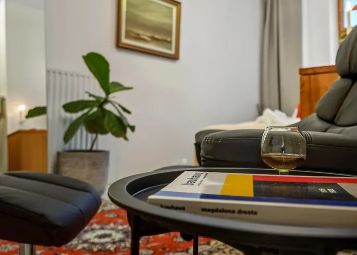 Apartment 4br In Centre W Quiet Windows & Stockmann 50m