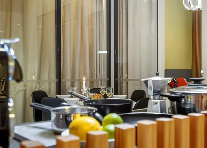 4br In Centre W Quiet Windows & Stockmann 50m Apartment