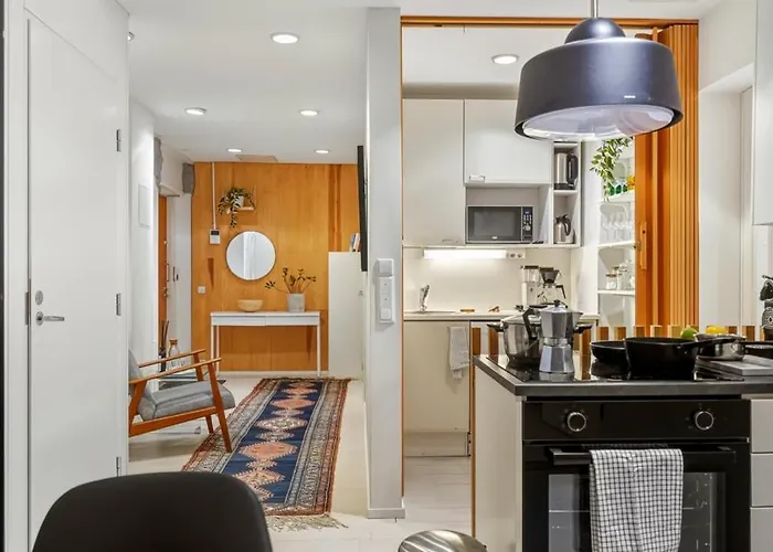 4br In Centre W Quiet Windows & Stockmann 50m Apartment *