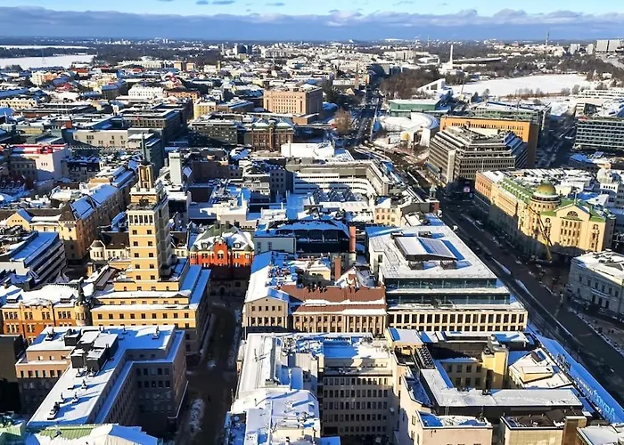 4br In Centre W Quiet Windows & Stockmann 50m Apartment